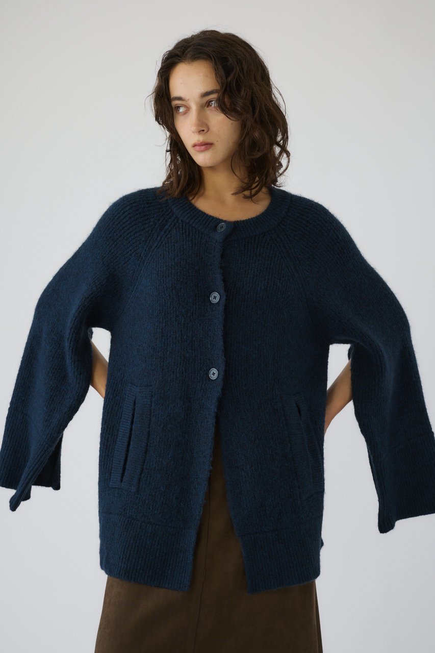 【リムアーク/RIM.ARK】のPoncho like raglan knit C/D/ニットカーディガン 大人の最旬トレンドファッション＆コーディネート founy(ファウニー) 　ファッション　Fashion　レディースファッション　Fashion for Women　トップス・カットソー　Cut & Sew Tops　ニット　Knit Tops & Sweaters　カーディガン・羽織り　Layered Style Cardigans　おすすめ　Recommended / Our Picks　カーディガン　Cardigan, Knitwear　スラックス　Slacks, Dress Pants　スリーブ　Sleeve, Long Sleeve / Short Sleeve　デニム　Denim, Jeans Material　ポンチョ　Poncho, Cape Style　リラックス　Relax, Relaxed Fit　other-2|ID: prp329100004893361 ipo3291000000036578319