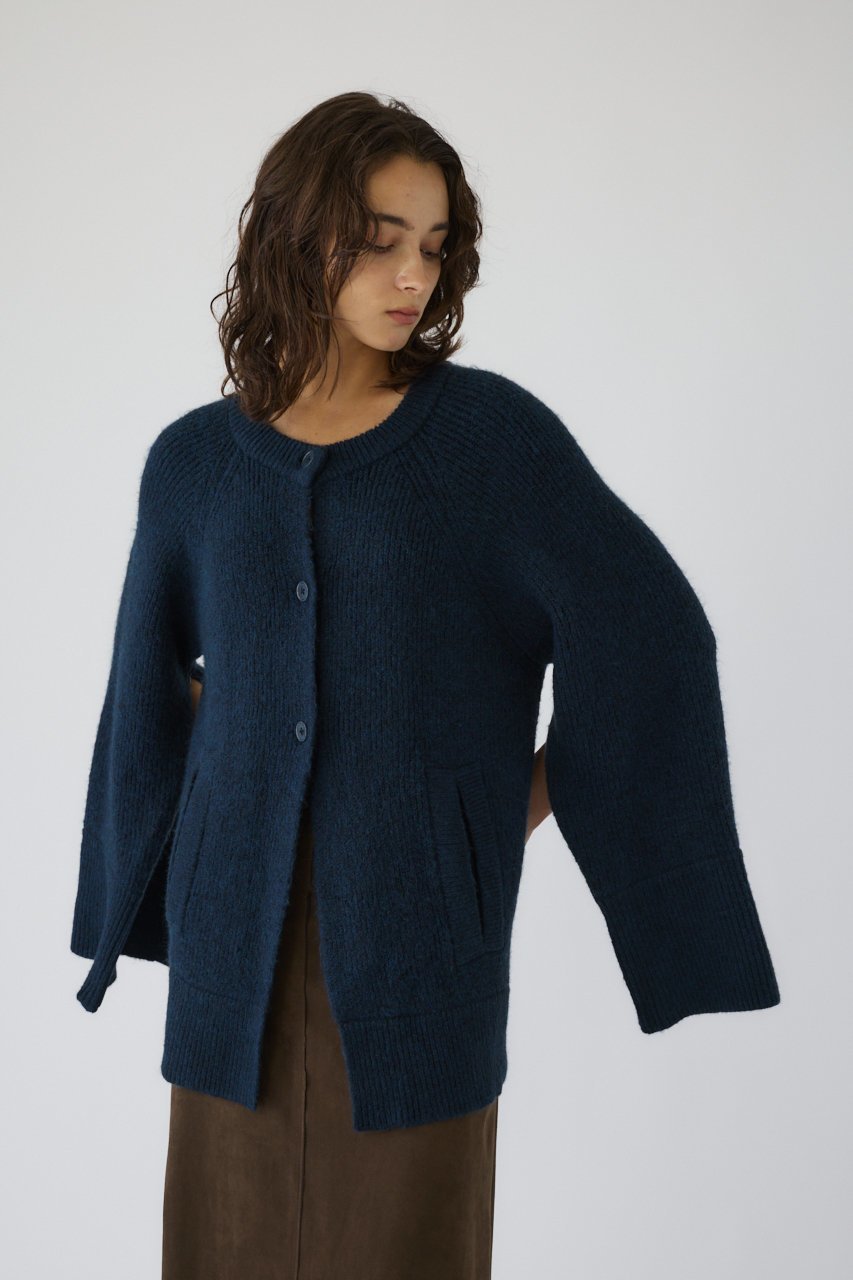 【リムアーク/RIM.ARK】のPoncho like raglan knit C/D/ニットカーディガン 大人の最旬トレンドファッション＆コーディネート founy(ファウニー) 　ファッション　Fashion　レディースファッション　Fashion for Women　トップス・カットソー　Cut & Sew Tops　ニット　Knit Tops & Sweaters　カーディガン・羽織り　Layered Style Cardigans　おすすめ　Recommended / Our Picks　カーディガン　Cardigan, Knitwear　スラックス　Slacks, Dress Pants　スリーブ　Sleeve, Long Sleeve / Short Sleeve　デニム　Denim, Jeans Material　ポンチョ　Poncho, Cape Style　リラックス　Relax, Relaxed Fit　other-8|ID: prp329100004893361 ipo3291000000036578327