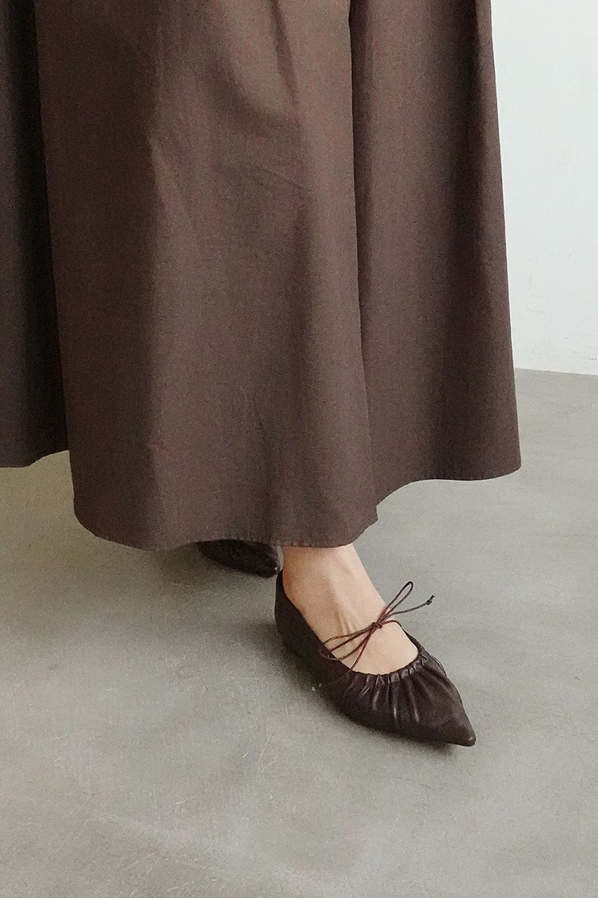 【ダニエラ アンド ジェマ/Daniella & GEMMA】のポインテッドギャザーリボンフラットパンプス 人気、トレンドファッション・服の通販 founy(ファニー) ファッション Fashion レディースファッション Fashion for Women クッション Cushion, Throw Pillow シューズ Shoes, Footwear リボン Ribbon, Bow 春 Spring other-8|ID: prp329100004893383 ipo3291000000036578432