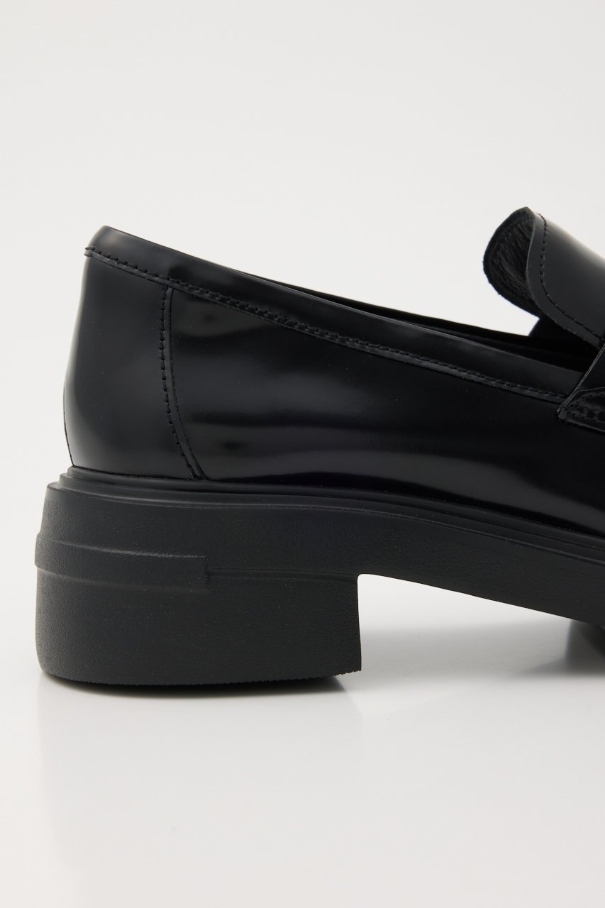 【スタッカート/STACCATO】のフィンタンクソールローファー 人気、トレンドファッション・服の通販 founy(ファニー) 　ファッション　Fashion　レディースファッション　Fashion for Women　シューズ　Shoes, Footwear　チャーム　Charm, Pendant　トレンド　Trend, Trending Now　フラット　Flat, Flat Shoes　人気　Popular, Best Seller　今季　This Season, Current Season　厚底　Platform Shoes　軽量　Lightweight, Ultra Light　other-5|ID: prp329100004893393 ipo3291000000036578511