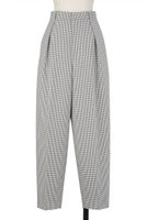 【オブリオ/AUBRIOT】のチェックテーパードパンツ 人気、トレンドファッション・服の通販 founy(ファニー) ファッション Fashion レディースファッション Fashion for Women パンツ Pants & Trousers イタリア Italy チェック Check, Plaid, Tartan テーパード Tapered, Tapered Pants フォルム Silhouette, Form ラグジュアリー Luxury, Elegant エレガント 上品 Elegant |ID:prp329100004893428