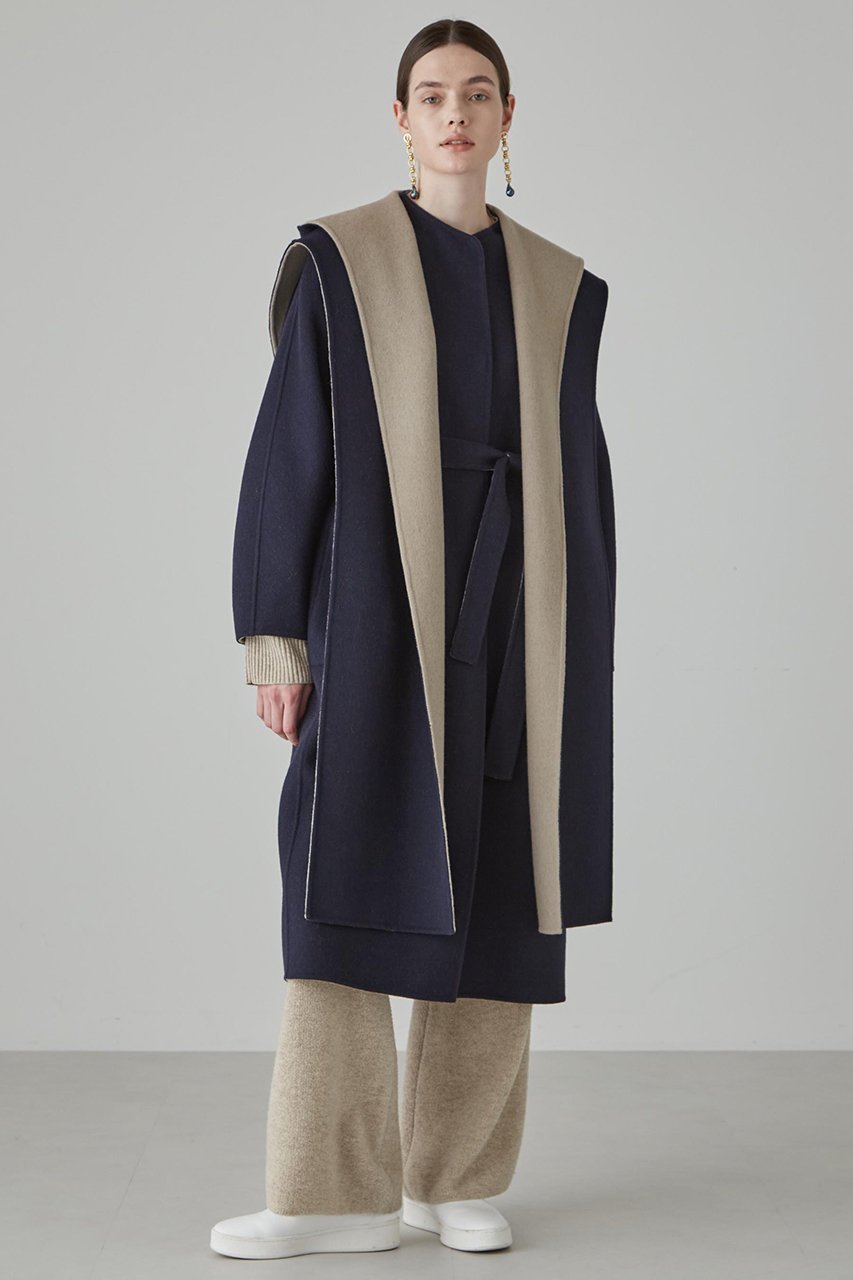 【アドーア/ADORE】のカシミヤ混 2TONE リバーロングコート 大人の最旬トレンドファッション＆コーディネート founy(ファウニー) 　ファッション　Fashion　レディースファッション　Fashion for Women　アウター　Coat / Outerwear Collection　コート・ロングコート・ピーコート　Long Coats, Peacoats & More　なめらか　Smooth, Silky Texture　カッティング　Cutting Detail　ショルダー　Shoulder, Shoulder Strap　ドロップ　Drop Shoulder, Dropped Style　リバーシブル　Reversible, Two-Sided　ロング　Long, Long-Length　別注　Limited Edition, Custom Order　定番　Standard, Basic Item　other-4|ID: prp329100004893514 ipo3291000000036579408