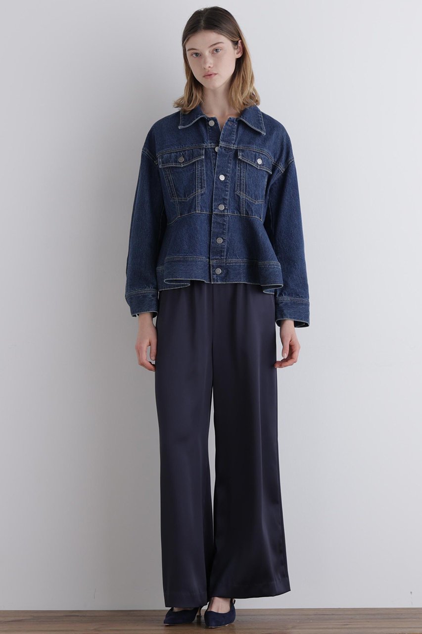 【ル フィル/LE PHIL】のクラシックサテンパンツ 大人の最旬トレンドファッション＆コーディネート founy(ファウニー) 　ファッション　Fashion　レディースファッション　Fashion for Women　パンツ　Pants & Trousers　サテン　Satin, Glossy Fabric　シンプル　Simple, Minimal　スタンダード　Standard, Basic　ボトム　Bottoms, Lower Wear　モダン　Modern, Contemporary　リラックス　Relax, Relaxed Fit　エレガント 上品　Elegant　other-2|ID: prp329100004893586 ipo3291000000036748831