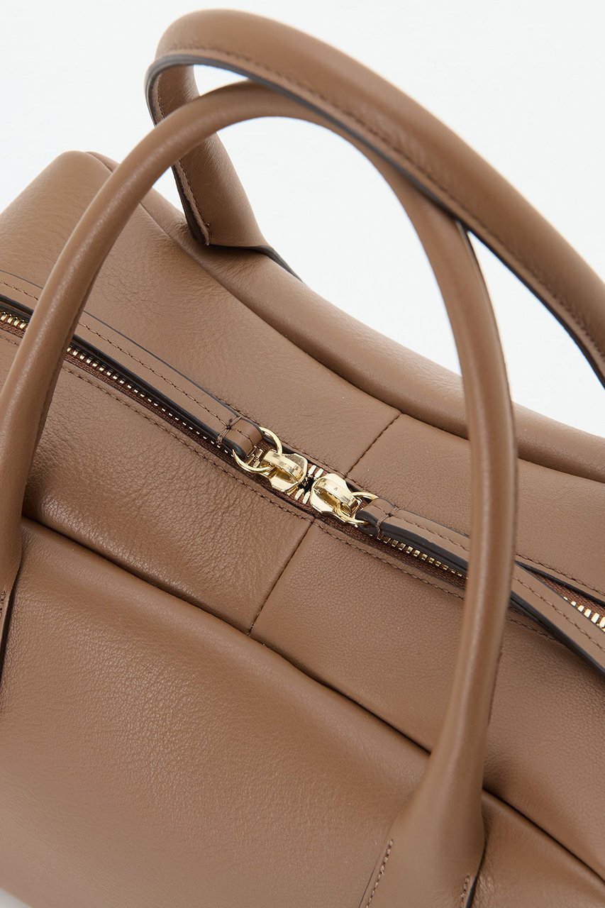 【マルティニーク/martinique】の【FRENZLAUER】Bowling Bag Medium 人気、トレンドファッション・服の通販 founy(ファニー) 　ファッション　Fashion　レディースファッション　Fashion for Women　バッグ　Bags　なめらか　Smooth, Silky Texture　イタリア　Italy　ダブル　Double, Double-Breasted　フォルム　Silhouette, Form　フリンジ　Fringe, Tassel　ボストン　Boston　ボストンバッグ　Boston Bag, Retro Bag　ポーチ　Pouch, Small Case　エレガント 上品　Elegant　再入荷　Restock / Back in Stock　other-7|ID: prp329100004893623 ipo3291000000036580202