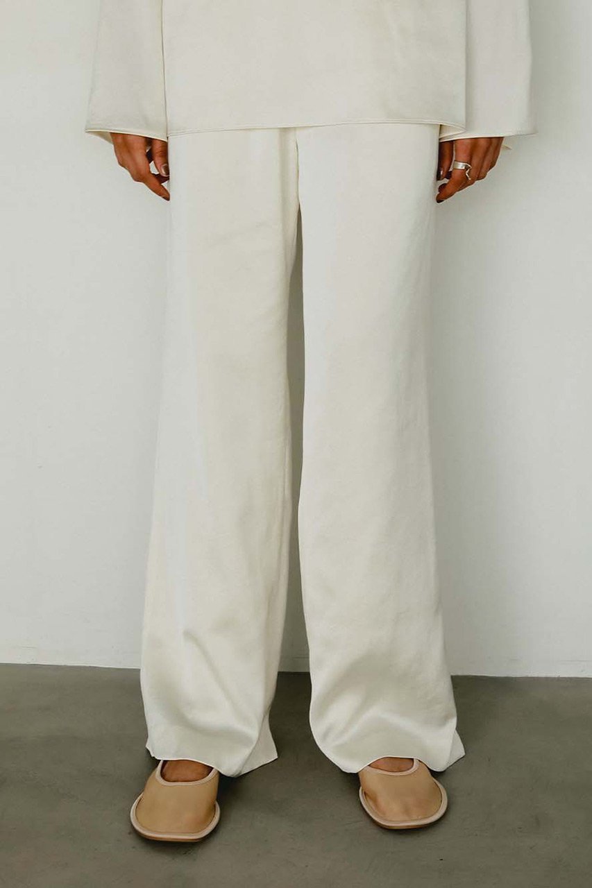 【ハー/HER.】のサテンフレアシルエットパンツ 人気、トレンドファッション・服の通販 founy(ファニー) ファッション Fashion レディースファッション Fashion for Women パンツ Pants & Trousers おすすめ Recommended / Our Picks サテン Satin, Glossy Fabric ストレート Straight, Straight Cut セットアップ Set-Up, Coordinated Outfit フレア Flare, Flared other-8|ID: prp329100004893847 ipo3291000000036581757