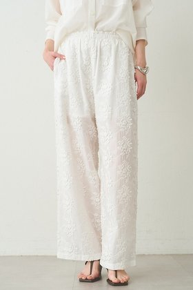 【ウィムガゼット/Whim Gazette】 3D刺繍パンツ人気、トレンドファッション・服の通販 founy(ファニー) ファッション Fashion レディースファッション Fashion for Women パンツ Pants & Trousers クール Cool, Chic シンプル Simple, Minimal バランス Balance, Style Balance リラックス Relax, Relaxed Fit レース Lace, Lace Fabric エレガント 上品 Elegant |ID:prp329100004893991