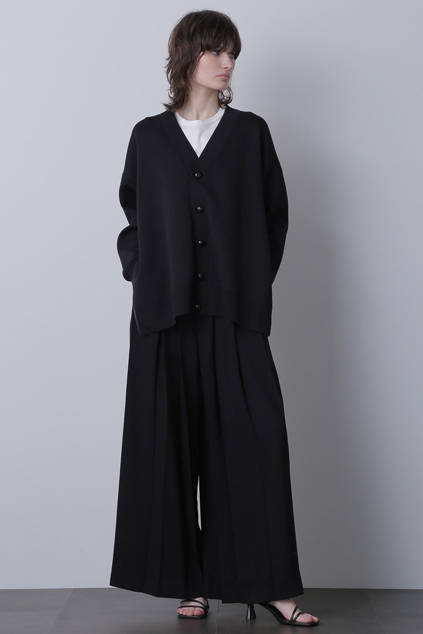 【ヒューエルミュージアム/hueLe Museum】の【STUMBLY】Pleated Wide Pants インテリア・キッズ・メンズ・レディースファッション・服の通販 founy(ファニー) 　ファッション　Fashion　レディースファッション　Fashion for Women　パンツ　Pants & Trousers　キャミソール　Camisole, Spaghetti Strap Top　サテン　Satin, Glossy Fabric　シンプル　Simple, Minimal　ジャケット　Jacket, Outerwear　ドレープ　Drape, Draping Fabric　フラップ　Flap, Flap Pocket　フランス　France, French　プリーツ　Pleats, Pleated　マニッシュ　Mannish, Boyish　ミリタリー　Military, Army Style　モダン　Modern, Contemporary　ワイド　Wide, Wide Fit　ブラック|ID: prp329100004894022 ipo3291000000036583049