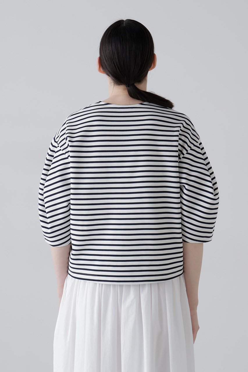 【アドーア/ADORE】のエンブレムボーダー 人気、トレンドファッション・服の通販 founy(ファニー) 　ファッション　Fashion　レディースファッション　Fashion for Women　トップス・カットソー　Cut & Sew Tops　シャツ・ブラウス・オフィスカジュアル　Elegant Blouses & Button-Ups　ロングTシャツ・Tシャツ　Longline T-Shirts & Tees　カットソー・ベーシックTシャツ　Cut-and-Sewn Tops / Stretch Tees & Basics　コンパクト　Compact, Small Size　ショート　Short, Short Length　スリーブ　Sleeve, Long Sleeve / Short Sleeve　バスク　Basque, Basque Style　ボーダー　Border, Stripe　モノトーン　Monotone, Black and White　other-4|ID: prp329100004894029 ipo3291000000036612672