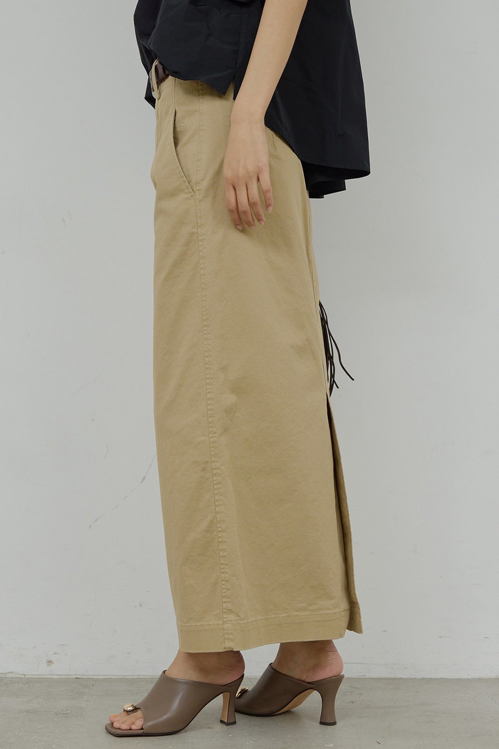 【ガリャルダガランテ/GALLARDAGALANTE】のチノストレッチスカート 人気、トレンドファッション・服の通販 founy(ファニー) ファッション Fashion レディースファッション Fashion for Women スカート Skirts ロングスカート Long Skirts / Maxi & Midi Skirts シンプル Simple, Minimal スマート Smart, Elegant スリット Slit, Slit Detail ロング Long, Long-Length 新作・新入荷 New Arrivals / New In other-6|ID: prp329100004894076 ipo3291000000036583510