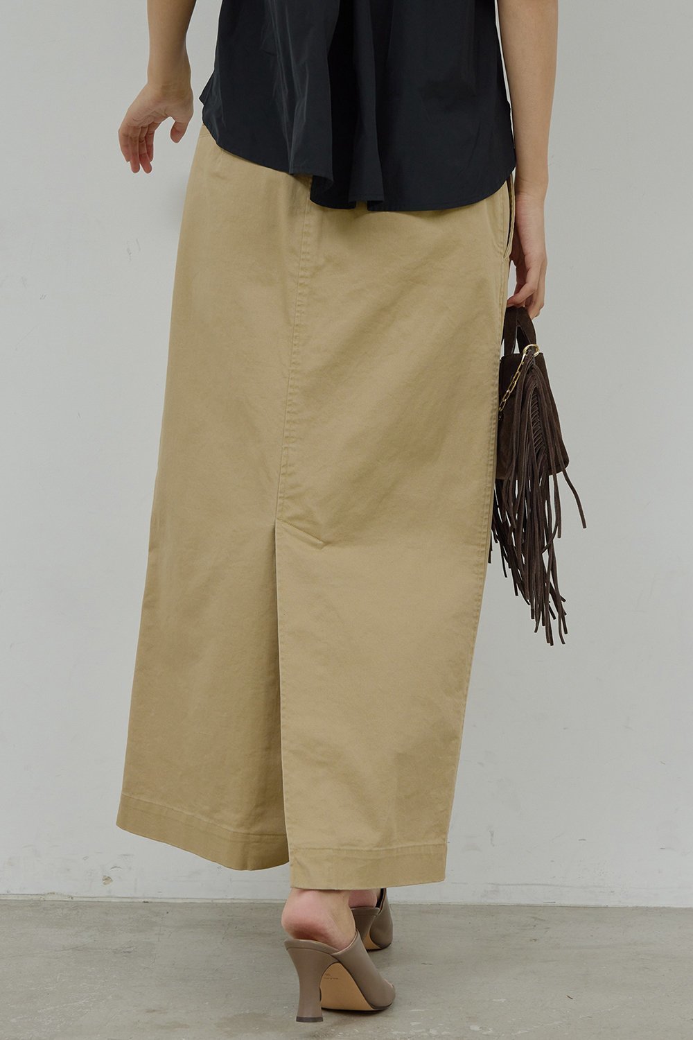 【ガリャルダガランテ/GALLARDAGALANTE】のチノストレッチスカート 人気、トレンドファッション・服の通販 founy(ファニー) ファッション Fashion レディースファッション Fashion for Women スカート Skirts ロングスカート Long Skirts / Maxi & Midi Skirts シンプル Simple, Minimal スマート Smart, Elegant スリット Slit, Slit Detail ロング Long, Long-Length 新作・新入荷 New Arrivals / New In other-7|ID: prp329100004894076 ipo3291000000036583511