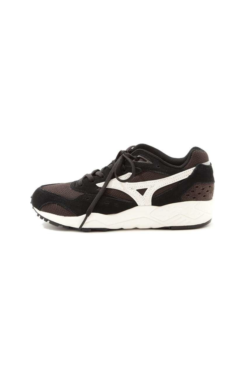 【マーガレットハウエル/MARGARET HOWELL】のMIZUNO TRAINING SHOES 大人の最旬トレンドファッション＆コーディネート founy(ファウニー) 　ファッション　Fashion　レディースファッション　Fashion for Women　インソール　Shoe Insole　クッション　Cushion, Throw Pillow　コレクション　Collection, Seasonal Line　シューズ　Shoes, Footwear　スニーカー　Sneakers, Trainers　スポーティ　Sporty, Casual Athletic　バランス　Balance, Style Balance　マーガレット　Marguerite, Daisy Pattern　メッシュ　Mesh, Net Fabric　エレガント 上品　Elegant　再入荷　Restock / Back in Stock　other-2|ID: prp329100004894087 ipo3291000000036583791