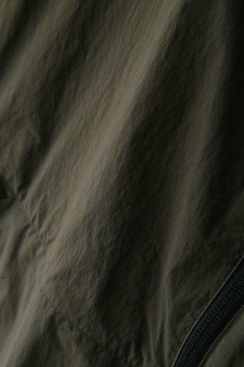 【マーガレットハウエル/MARGARET HOWELL】のLIGHTWEIGHT NYLON POPLIN BLOUSON 大人の最旬トレンドファッション＆コーディネート founy(ファウニー) 　ファッション　Fashion　レディースファッション　Fashion for Women　アウター　Coat / Outerwear Collection　レディースジャケット・軽アウター　Jackets　ブルゾンジャケット・スポーティアウター　Blouson Jackets　コレクション　Collection, Seasonal Line　ジャケット　Jacket, Outerwear　バランス　Balance, Style Balance　ブルゾン　Blouson, Bomber Jacket　ポケット　Pocket, Pocket Detail　マーガレット　Marguerite, Daisy Pattern　モダン　Modern, Contemporary　リラックス　Relax, Relaxed Fit　軽量　Lightweight, Ultra Light　other-5|ID: prp329100004894089 ipo3291000000037239215