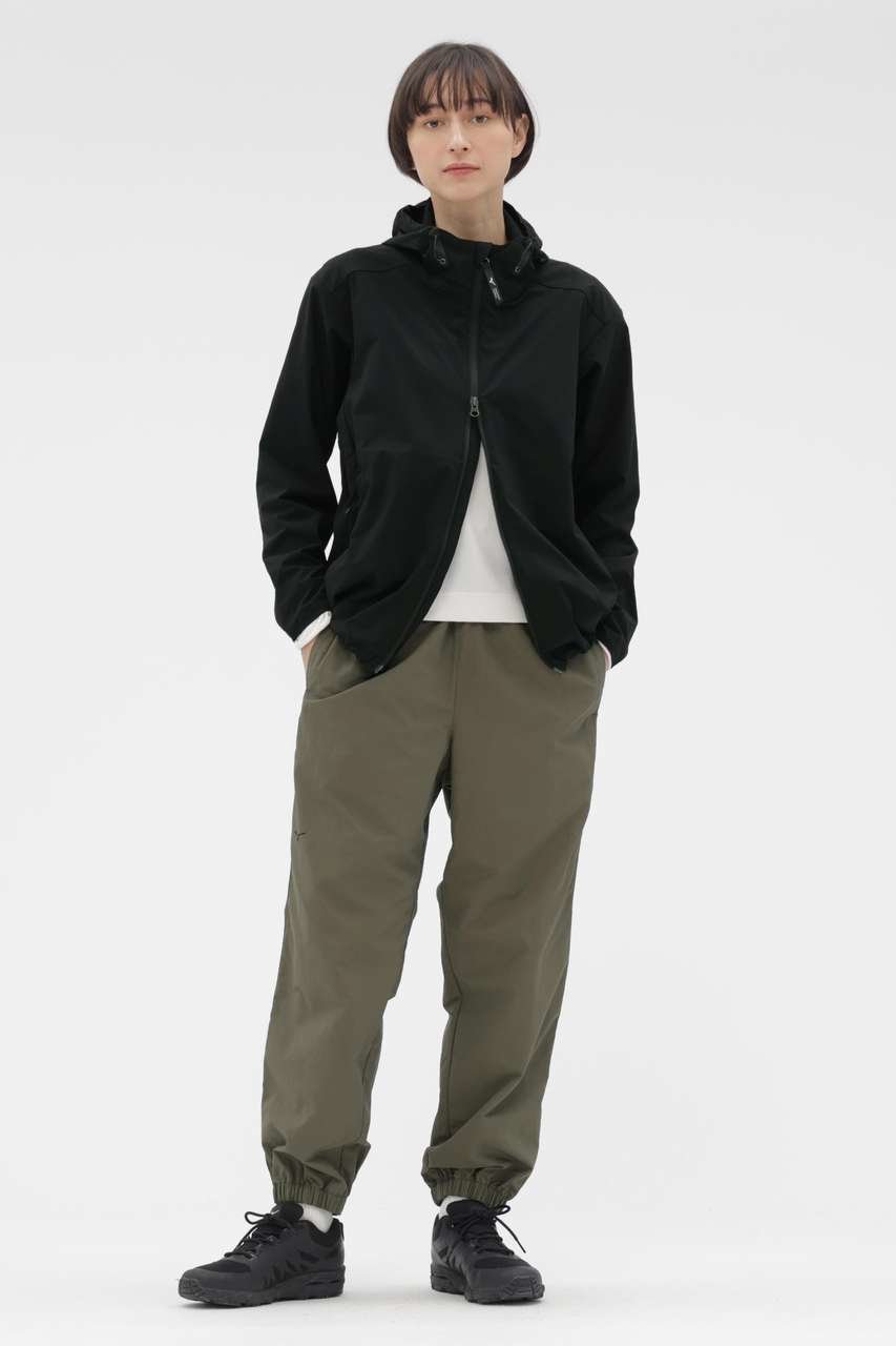 【マーガレットハウエル/MARGARET HOWELL】のSTRETCH POLYESTER BLOUSON 大人の最旬トレンドファッション＆コーディネート founy(ファウニー) 　ファッション　Fashion　レディースファッション　Fashion for Women　アウター　Coat / Outerwear Collection　レディースジャケット・軽アウター　Jackets　ブルゾンジャケット・スポーティアウター　Blouson Jackets　アウトドア　Outdoor Clothing　コレクション　Collection, Seasonal Line　ジャケット　Jacket, Outerwear　ストレッチ　Stretch, Stretchy Fabric　ブルゾン　Blouson, Bomber Jacket　プリント　Print, Printed Pattern　ポケット　Pocket, Pocket Detail　マーガレット　Marguerite, Daisy Pattern　other-4|ID: prp329100004894091 ipo3291000000036895412