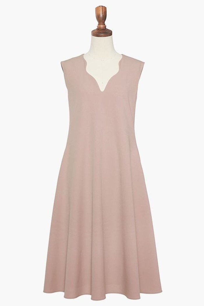 【デイジーリン/DAISY LIN】のDress “Noble Flare” インテリア・キッズ・メンズ・レディースファッション・服の通販 founy(ファニー) https://founy.com/ ファッション Fashion レディースファッション Fashion for Women ワンピース Dresses フォーマル・パーティードレス・結婚式用ドレス Elegant & Casual Dresses チュニック Tunic Tops & Dresses ウォッシャブル Machine Washable シェイプ Shape, Slim Fit スカラップ Scallop, Scalloped Edge ストレッチ Stretch, Stretchy Fabric チュニック Tunic, Long Top バランス Balance, Style Balance フレア Flare, Flared |ID: prp329100004894122 ipo3291000000036874236