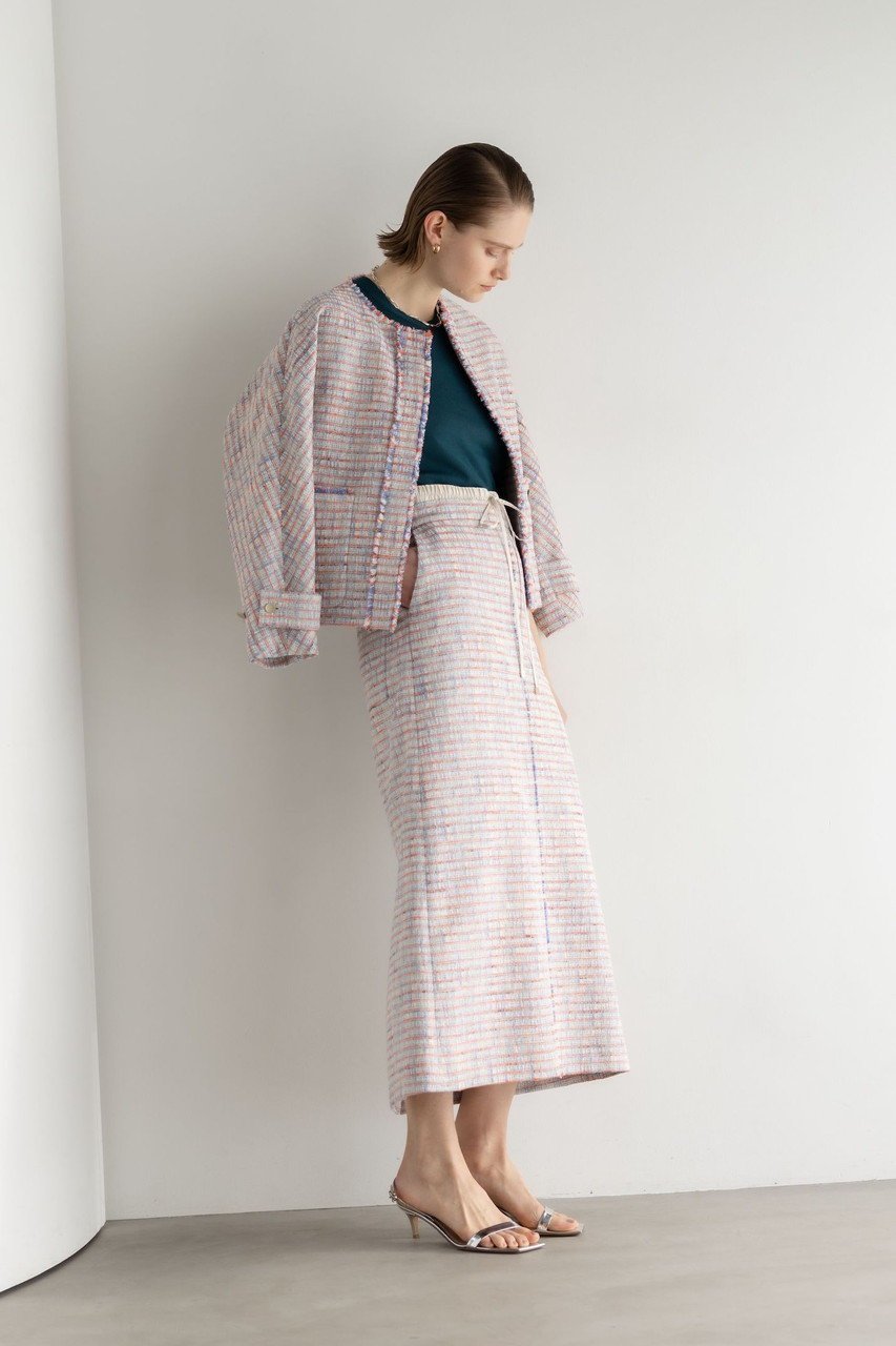 【エブール/ebure】のブルーネオンツイード ノーカラージャケット 人気、トレンドファッション・服の通販 founy(ファニー) 　ファッション　Fashion　レディースファッション　Fashion for Women　アウター　Coat / Outerwear Collection　レディースジャケット・軽アウター　Jackets　ノーカラージャケット / シンプル上品コーデ　Collarless Jackets　おすすめ　Recommended / Our Picks　オレンジ　Orange　クラシック　Classic, Timeless Style　ジャケット　Jacket, Outerwear　ツイード　Twill, Twill Weave　デニム　Denim, Jeans Material　ネオン　Neon, Neon Color　パッチ　Patch, Appliqué　ポケット　Pocket, Pocket Detail　モダン　Modern, Contemporary　春　Spring　other-8|ID: prp329100004894645 ipo3291000000036589085