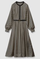 【アナイ/ANAYI】のメーレプリントラグランバイカラー ワンピース 人気、トレンドファッション・服の通販 founy(ファニー) ファッション Fashion レディースファッション Fashion for Women ワンピース Dresses チュニック Tunic Tops & Dresses イタリア Italy エレガント 上品 Elegant カフス Cuff Design キャミソール Camisole, Spaghetti Strap Top サテン Satin, Glossy Fabric スタンド Stand Collar, Upright Stand チュニック Tunic, Long Top ドット Polka Dot, Dot Pattern フレア Flare, Flared プリント Print, Printed Pattern ペチコート Petticoat, Underskirt モダン Modern, Contemporary モチーフ Motif, Design Theme モノトーン Monotone, Black and White ロング Long, Long-Length thumbnail ブラック系|ID: prp329100004894766 ipo3291000000036590327