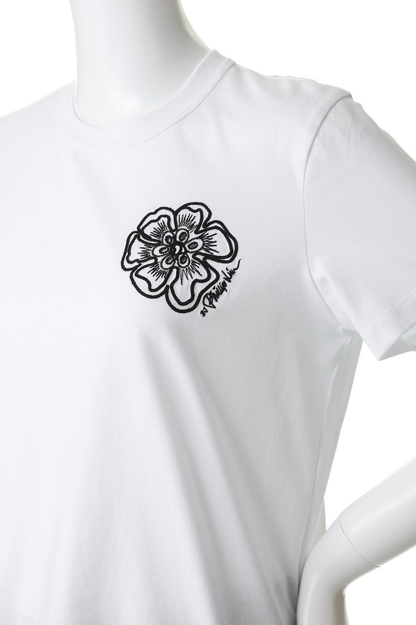 【スリーワン フィリップリム/3.1 Phillip Lim】のフラワー エンブロイダード Tシャツ 人気、トレンドファッション・服の通販 founy(ファニー) ファッション Fashion レディースファッション Fashion for Women トップス・カットソー Cut & Sew Tops シャツ・ブラウス・オフィスカジュアル Elegant Blouses & Button-Ups ロングTシャツ・Tシャツ Longline T-Shirts & Tees カットソー・ベーシックTシャツ Cut-and-Sewn Tops / Stretch Tees & Basics ショート Short, Short Length スラックス Slacks, Dress Pants スリーブ Sleeve, Long Sleeve / Short Sleeve フラワー Flower, Floral フレア Flare, Flared マニッシュ Mannish, Boyish ワイド Wide, Wide Fit エレガント 上品 Elegant 新作・新入荷 New Arrivals / New In other-5|ID: prp329100004894785 ipo3291000000036590613