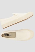 【マーガレットハウエル/MARGARET HOWELL】のCOTTON CANVAS SLIP-ON SHOES 大人の最旬トレンドファッション&コーディネート founy(ファウニー) ファッション Fashion レディースファッション Fashion for Women キャンバス Canvas, Canvas Fabric シェイプ Shape, Slim Fit シューズ Shoes, Footwear バランス Balance, Style Balance フォルム Silhouette, Form フラット Flat, Flat Shoes メンズ Men's, Menswear モダン Modern, Contemporary thumbnail ベージュ|ID: prp329100004894826 ipo3291000000036931406