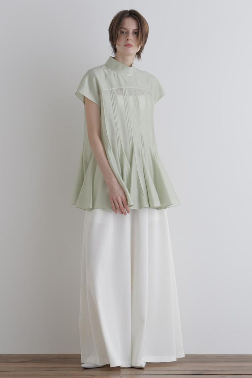 【ル フィル/LE PHIL】のシャイニーローンタックブラウス 人気、トレンドファッション・服の通販 founy(ファニー) 　ファッション　Fashion　レディースファッション　Fashion for Women　トップス・カットソー　Cut & Sew Tops　シャツ・ブラウス・オフィスカジュアル　Elegant Blouses & Button-Ups　エレガント 上品　Elegant　コンパクト　Compact, Small Size　ショート　Short, Short Length　スタンダード　Standard, Basic　スラックス　Slacks, Dress Pants　スリーブ　Sleeve, Long Sleeve / Short Sleeve　デニム　Denim, Jeans Material　バランス　Balance, Style Balance　フェミニン　Feminine, Girly　フレア　Flare, Flared　新作・新入荷　New Arrivals / New In　other-3|ID: prp329100004894883 ipo3291000000036591379