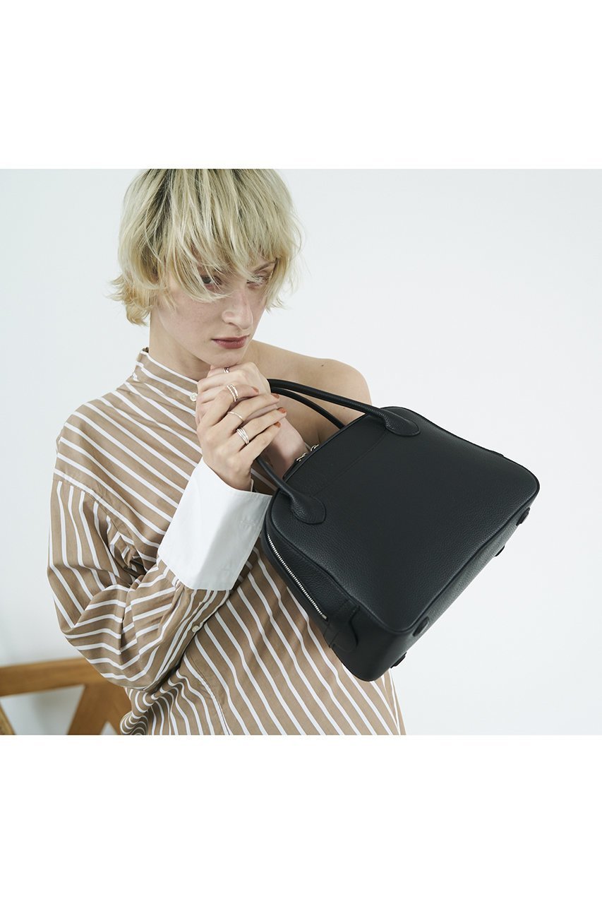 【メゾンカナウ/MAISON CANAU】のSHRINK ROUND-BOSTON(M) 人気、トレンドファッション・服の通販 founy(ファニー) 　ファッション　Fashion　レディースファッション　Fashion for Women　バッグ　Bags　なめらか　Smooth, Silky Texture　アクリル　Acrylic Material　イタリア　Italy　インナー　Innerwear　エレガント 上品　Elegant　コーティング　Coating, Coated Finish　フォーマル　Formal, Dressy　other-8|ID: prp329100004895384 ipo3291000000036596866