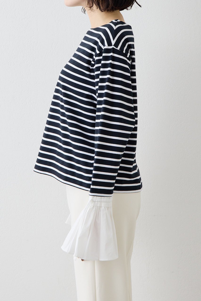 【ウィムガゼット/Whim Gazette】の【THE PAUSE】フレアカフスボーダープルオーバー 人気、トレンドファッション・服の通販 founy(ファニー) ファッション Fashion レディースファッション Fashion for Women トップス・カットソー Cut & Sew Tops シャツ・ブラウス・オフィスカジュアル Elegant Blouses & Button-Ups ロングTシャツ・Tシャツ Longline T-Shirts & Tees カジュアルプルオーバー・ニットトップス Pullovers & Knit Tops / Casual Pullovers カットソー・ベーシックTシャツ Cut-and-Sewn Tops / Stretch Tees & Basics おすすめ Recommended / Our Picks ジャケット Jacket, Outerwear スリーブ Sleeve, Long Sleeve / Short Sleeve バランス Balance, Style Balance フェミニン Feminine, Girly フレア Flare, Flared ボーダー Border, Stripe ロング Long, Long-Length 定番 Standard, Basic Item other-7|ID: prp329100004895431 ipo3291000000036597530