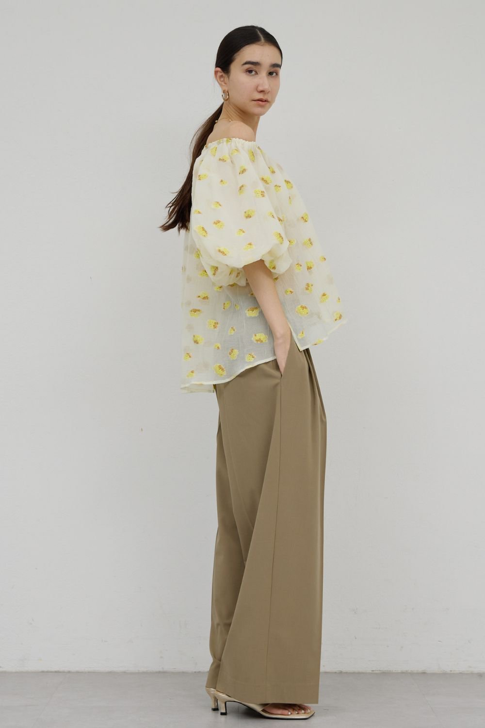 【ガリャルダガランテ/GALLARDAGALANTE】の(手洗い可)梳毛タックワイドパンツ 人気、トレンドファッション・服の通販 founy(ファニー) 　ファッション　Fashion　レディースファッション　Fashion for Women　パンツ　Pants & Trousers　シンプル　Simple, Minimal　ダブル　Double, Double-Breasted　トレンド　Trend, Trending Now　フィット　Fit, Slim Fit　other-3|ID: prp329100004895593 ipo3291000000036598942