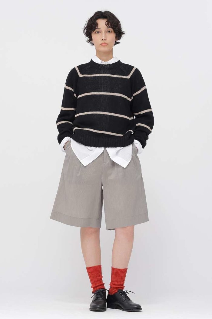 【マーガレットハウエル/MARGARET HOWELL】のFINE STRIPE COTTON SILK TROUSERS インテリア・キッズ・メンズ・レディースファッション・服の通販 founy(ファニー) https://founy.com/ ファッション Fashion レディースファッション Fashion for Women パンツ Pants & Trousers ショートパンツ・ハーフパンツ High-Waisted & Relaxed Shorts おすすめ Recommended / Our Picks ショーツ Shorts, Short Pants ショート Short, Short Length シルク Silk, 100% Silk ジャケット Jacket, Outerwear ストライプ Stripe, Striped Pattern セットアップ Set-Up, Coordinated Outfit ダブル Double, Double-Breasted バランス Balance, Style Balance フォルム Silhouette, Form フロント Front, Front Design プリーツ Pleats, Pleated リラックス Relax, Relaxed Fit 夏 Summer |ID: prp329100004895632 ipo3291000000036888056