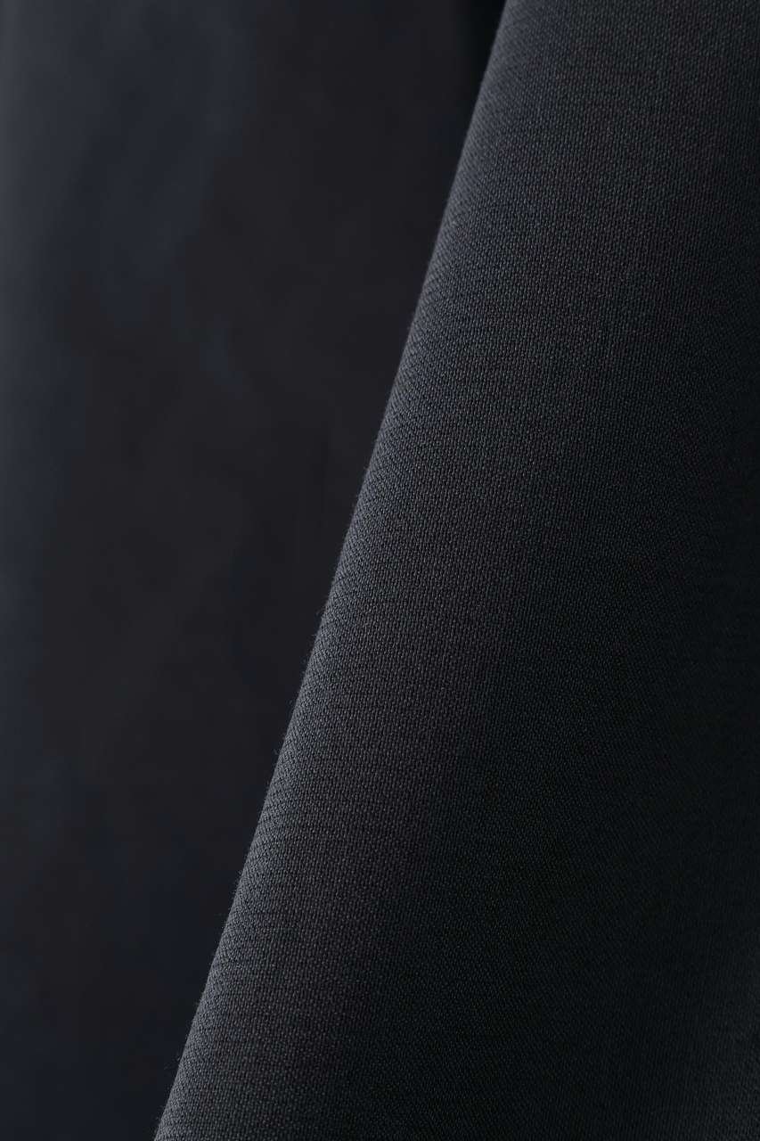 【マーガレットハウエル/MARGARET HOWELL】のFINE STRIPE COTTON SILK TROUSERS 大人の最旬トレンドファッション＆コーディネート founy(ファウニー) 　ファッション　Fashion　レディースファッション　Fashion for Women　パンツ　Pants & Trousers　ショートパンツ・ハーフパンツ　High-Waisted & Relaxed Shorts　おすすめ　Recommended / Our Picks　ショーツ　Shorts, Short Pants　ショート　Short, Short Length　シルク　Silk, 100% Silk　ジャケット　Jacket, Outerwear　ストライプ　Stripe, Striped Pattern　セットアップ　Set-Up, Coordinated Outfit　ダブル　Double, Double-Breasted　バランス　Balance, Style Balance　フォルム　Silhouette, Form　フロント　Front, Front Design　プリーツ　Pleats, Pleated　リラックス　Relax, Relaxed Fit　夏　Summer　other-2|ID: prp329100004895632 ipo3291000000036948014