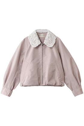 【デザイン ワークス/DESIGN WORKS】の刺しゅうレース襟タフタブルゾン 人気、トレンドファッション・服の通販 founy(ファニー) ファッション Fashion レディースファッション Fashion for Women アウター Coat / Outerwear Collection レディースジャケット・軽アウター Jackets ブルゾンジャケット・スポーティアウター Blouson Jackets おすすめ Recommended / Our Picks ジャケット Jacket, Outerwear タフタ Taffeta, Structured Fabric ダウン Down, Puffer デニム Denim, Jeans Material バランス Balance, Style Balance フェミニン Feminine, Girly フォルム Silhouette, Form ブルゾン Blouson, Bomber Jacket レース Lace, Lace Fabric ワイド Wide, Wide Fit |ID:prp329100004895657