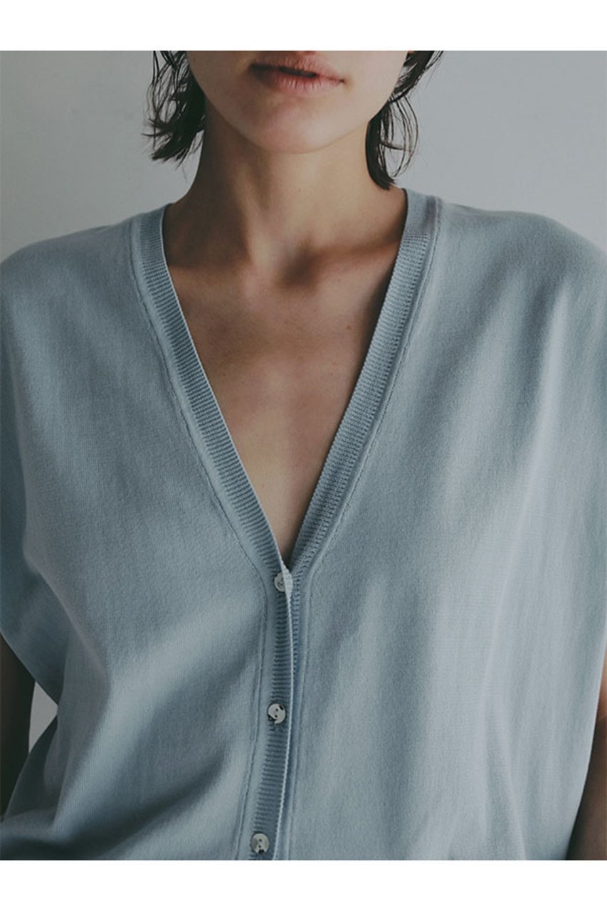 【エトレトウキョウ/ETRE TOKYO】のスヴィンコットンニットベスト 人気、トレンドファッション・服の通販 founy(ファニー) ファッション Fashion レディースファッション Fashion for Women トップス・カットソー Cut & Sew Tops ニット Knit Tops & Sweaters ベスト&ジレ / 重ね着スタイル Vests & Gilets カジュアルプルオーバー・ニットトップス Pullovers & Knit Tops / Casual Pullovers インド Indian Textile インナー Innerwear カットソー Cut and Sewn Top シンプル Simple, Minimal デニム Denim, Jeans Material なめらか Smooth, Silky Texture バランス Balance, Style Balance フロント Front, Front Design ベスト Vest, Waistcoat ポケット Pocket, Pocket Detail リラックス Relax, Relaxed Fit ワイド Wide, Wide Fit 再入荷 Restock / Back in Stock エレガント 上品 Elegant other-4|ID: prp329100004895681 ipo3291000000036599795