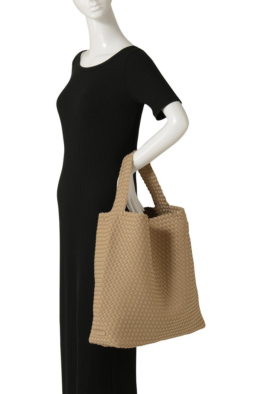 【ナゲディ/NAGHEDI】のNomad Large Hobo ショルダーバッグ 人気、トレンドファッション・服の通販 founy(ファニー) 　ファッション　Fashion　レディースファッション　Fashion for Women　バッグ　Bags　ユニセックス　Unisex, Genderless　クラシカル　Classical, Vintage-Inspired　トレンド　Trend, Trending Now　メッシュ　Mesh, Net Fabric　エレガント 上品　Elegant　軽量　Lightweight, Ultra Light　ビジネス 仕事 通勤　Business / Work / Commuting　other-2|ID: prp329100004895683 ipo3291000000036599810