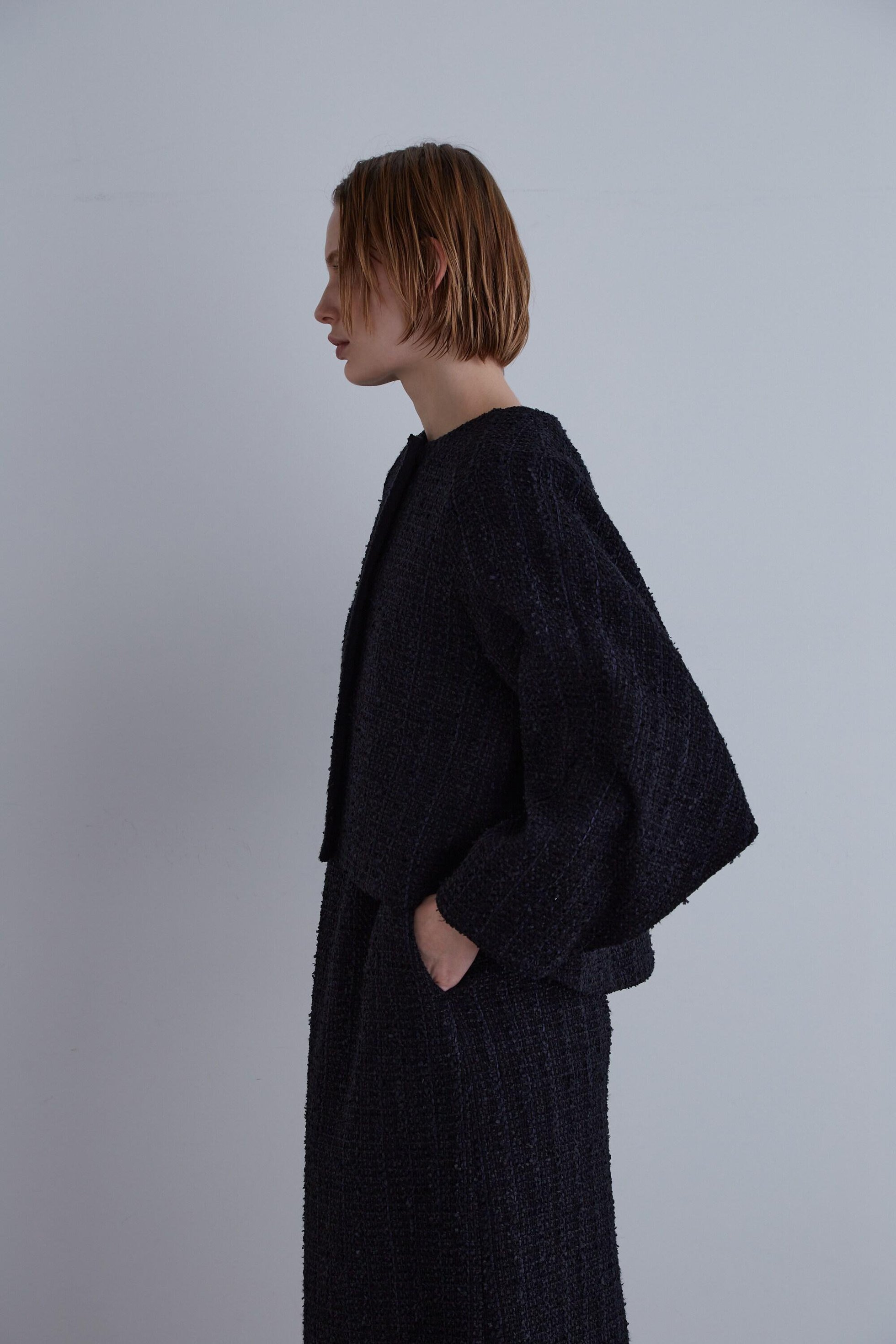 【ル フィル/LE PHIL】の《LE PHIL》モールツィードバックフレアジャケット 人気、トレンドファッション・服の通販 founy(ファニー) ファッション Fashion レディースファッション Fashion for Women アウター Coat / Outerwear Collection レディースジャケット・軽アウター Jackets コンパクト Compact, Small Size シンプル Simple, Minimal ジャケット Jacket, Outerwear スタンダード Standard, Basic ツイード Twill, Twill Weave ドレープ Drape, Draping Fabric バランス Balance, Style Balance フレア Flare, Flared ミックス Mix, Mixed Style ヨーク Yoke, Yoke Design 新作・新入荷 New Arrivals / New In other-4|ID: prp329100004895695 ipo3291000000036599913