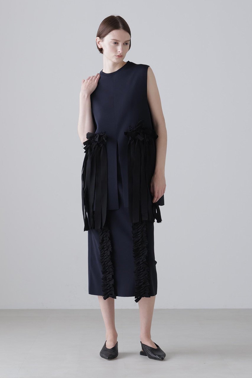 【アドーア/ADORE】のクラフトニット 大人の最旬トレンドファッション＆コーディネート founy(ファウニー) 　ファッション　Fashion　レディースファッション　Fashion for Women　トップス・カットソー　Cut & Sew Tops　ニット　Knit Tops & Sweaters　カジュアルプルオーバー・ニットトップス　Pullovers & Knit Tops / Casual Pullovers　シンプル　Simple, Minimal　スタンダード　Standard, Basic　ノースリーブ　Sleeveless, No-Sleeve　バランス　Balance, Style Balance　フロント　Front, Front Design　モチーフ　Motif, Design Theme　リボン　Ribbon, Bow　other-2|ID: prp329100004895715 ipo3291000000037240846