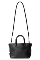 【オブジェクツアイオー/objcts.io】のエッセンシャル デイリーレザートート ミニ 人気、トレンドファッション・服の通販 founy(ファニー) ファッション Fashion レディースファッション Fashion for Women バッグ Bags ユニセックス Unisex, Genderless クッション Cushion, Throw Pillow ベーシック Basic, Essential エレガント 上品 Elegant thumbnail ブラック|ID: prp329100004895980 ipo3291000000036605060