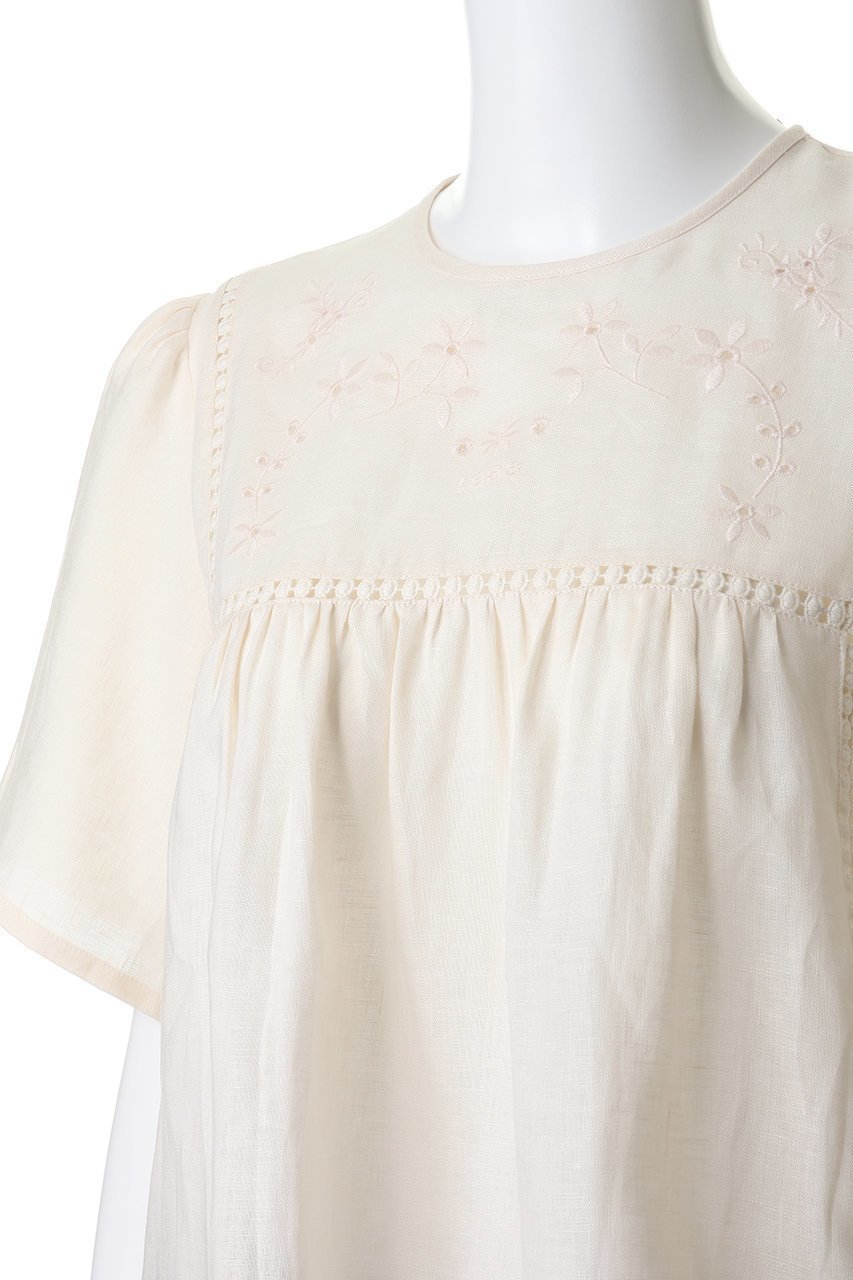 【マックスマーラ/Max Mara】の【Weekend Max Mara】BACINO フラワーハーフスリーブブラウス 人気、トレンドファッション・服の通販 founy(ファニー) 　ファッション　Fashion　レディースファッション　Fashion for Women　トップス・カットソー　Cut & Sew Tops　シャツ・ブラウス・オフィスカジュアル　Elegant Blouses & Button-Ups　ロングTシャツ・Tシャツ　Longline T-Shirts & Tees　カットソー・ベーシックTシャツ　Cut-and-Sewn Tops / Stretch Tees & Basics　ショート　Short, Short Length　スリーブ　Sleeve, Long Sleeve / Short Sleeve　フラワー　Flower, Floral　リネン　Linen, Linen Fabric　夏　Summer　新作・新入荷　New Arrivals / New In　春　Spring　other-5|ID: prp329100004896506 ipo3291000000036610094