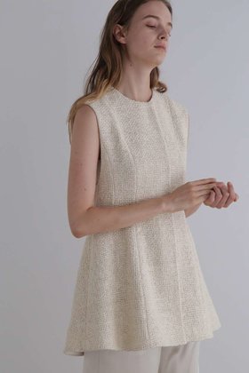 【ル フィル/LE PHIL】 《LE PHIL》シルクロービングペプラムジレ人気、トレンドファッション・服の通販 founy(ファニー) ファッション Fashion レディースファッション Fashion for Women アウター Coat / Outerwear Collection レディースジャケット・軽アウター Jackets インナー Innerwear ジャケット Jacket, Outerwear スタンダード Standard, Basic ノースリーブ Sleeveless, No-Sleeve パターン Pattern, Design Print フォルム Silhouette, Form フレア Flare, Flared 再入荷 Restock / Back in Stock |ID:prp329100004896602