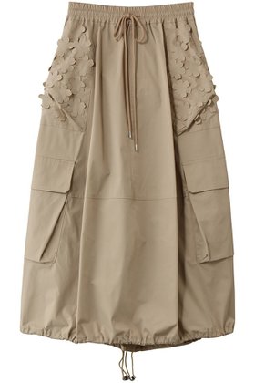 【ミュベール/MUVEIL】のフラワーカーゴスカート 人気、トレンドファッション・服の通販 founy(ファニー) ファッション Fashion レディースファッション Fashion for Women スカート Skirts ロングスカート Long Skirts / Maxi & Midi Skirts ストレッチ Stretch, Stretchy Fabric フェミニン Feminine, Girly フォルム Silhouette, Form フラワー Flower, Floral ポケット Pocket, Pocket Detail リボン Ribbon, Bow ロング Long, Long-Length 新作・新入荷 New Arrivals / New In |ID:prp329100004896705