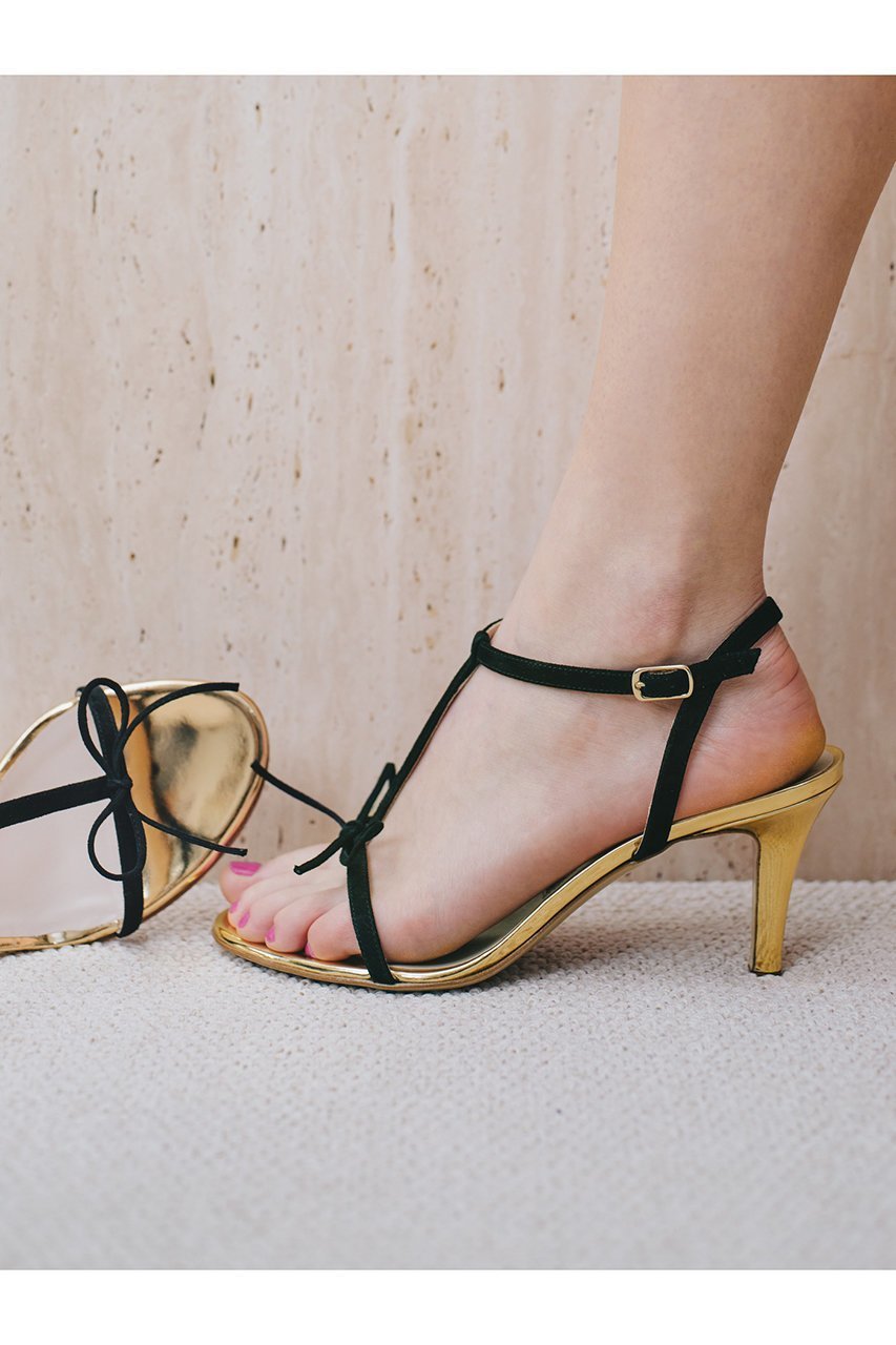 【ネブローニ/NEBULONI E】のリボン付きスエードTストラップサンダル 人気、トレンドファッション・服の通販 founy(ファニー) 　ファッション　Fashion　レディースファッション　Fashion for Women　インソール　Shoe Insole　サンダル　Sandals, Summer Shoes　ストラップサンダル　Strappy Sandals, Strap Sandals　ソックス　Socks, Hosiery　バランス　Balance, Style Balance　ラップ　Wrap, Wrap Design　リボン　Ribbon, Bow　新作・新入荷　New Arrivals / New In　other-2|ID: prp329100004898187 ipo3291000000036642511