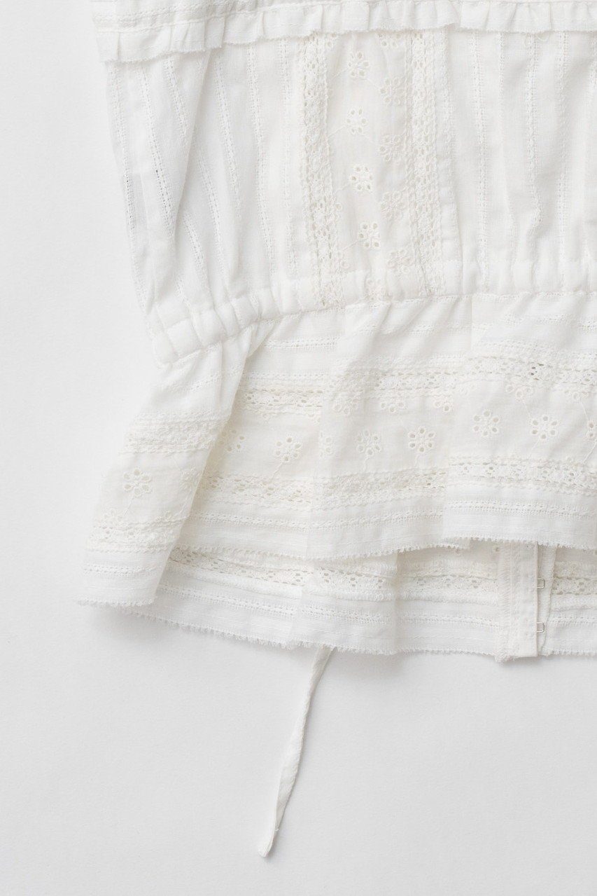 【プランク プロジェクト/PRANK PROJECT】のコットンレースビスチェ / Cotton Lace Bustier 人気、トレンドファッション・服の通販 founy(ファニー) ファッション Fashion レディースファッション Fashion for Women トップス・カットソー Cut & Sew Tops キャミソール&ノースリーブ Camisoles & Sleeveless Tops シャツ・ブラウス・オフィスカジュアル Elegant Blouses & Button-Ups ロングTシャツ・Tシャツ Longline T-Shirts & Tees カットソー・ベーシックTシャツ Cut-and-Sewn Tops / Stretch Tees & Basics ビスチェ Bustiers & Corset Tops / Layered Bustier Style カーゴパンツ Cargo Pants, Utility Pants キャミソール Camisole, Spaghetti Strap Top セットアップ Set-Up, Coordinated Outfit タンク Tank Top, Sleeveless Top デニム Denim, Jeans Material ビスチェ Bustier, Corset Top フロント Front, Front Design ボトム Bottoms, Lower Wear モダン Modern, Contemporary レース Lace, Lace Fabric 今季 This Season, Current Season other-5|ID: prp329100004898950 ipo3291000000036651229