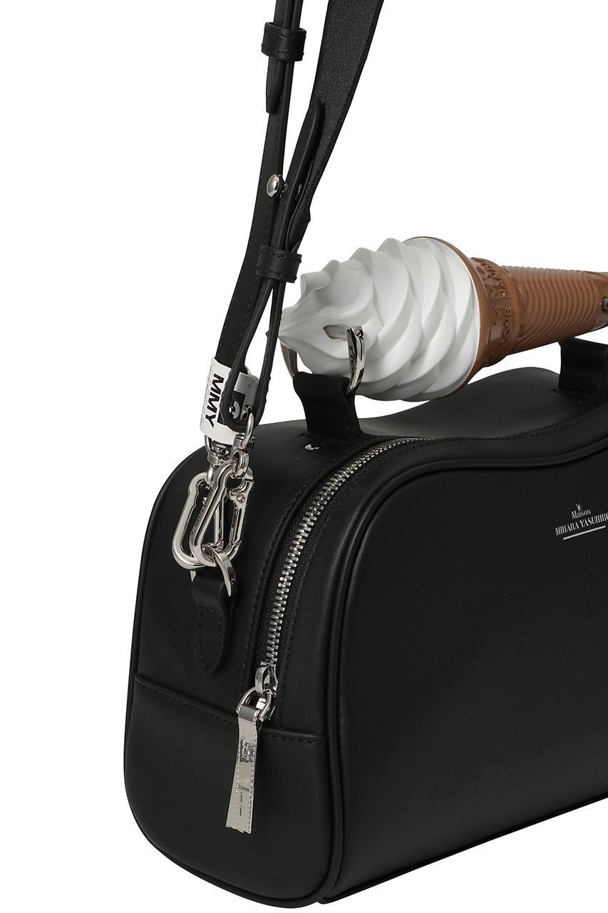 【メゾン ミハラヤスヒロ/Maison MIHARA YASUHIRO】の【UNISEX】SOFTSERVE ボストンバッグ 人気、トレンドファッション・服の通販 founy(ファニー) 　ファッション　Fashion　レディースファッション　Fashion for Women　バッグ　Bags　ユニセックス　Unisex, Genderless　なめらか　Smooth, Silky Texture　アクセサリー　Fashion Accessories　ボストンバッグ　Boston Bag, Retro Bag　ポーチ　Pouch, Small Case　モチーフ　Motif, Design Theme　財布　Wallet, Purse　other-4|ID: prp329100004899003 ipo3291000000036651801