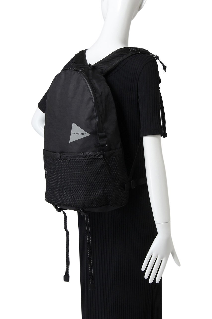 【アンドワンダー/and wander】の【UNISEX】ECOPAK 20L daypack 大人の最旬トレンドファッション＆コーディネート founy(ファウニー) 　ファッション　Fashion　レディースファッション　Fashion for Women　スポーツウェア　Functional & Stylish Sportswear　スポーツバッグ・ジム用ポーチ・バックパック　Gym Bag / Sports Backpack / Pouch for Training　ユニセックス　Unisex, Genderless　アウトドア　Outdoor Clothing　スポーツ　Sports, Activewear　デイパック　Daypack, Casual Backpack　ポケット　Pocket, Pocket Detail　メッシュ　Mesh, Net Fabric　定番　Standard, Basic Item　other-2|ID: prp329100004899007 ipo3291000000036956203