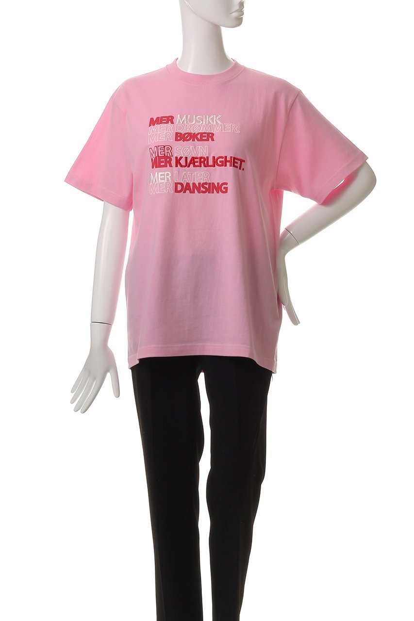 【メゾンスペシャル/MAISON SPECIAL】のLOVE LIFF Embroidery T-shirt/LOVE LIFFエンブロイダリーTシャツ 人気、トレンドファッション・服の通販 founy(ファニー) 　ファッション　Fashion　レディースファッション　Fashion for Women　トップス・カットソー　Cut & Sew Tops　シャツ・ブラウス・オフィスカジュアル　Elegant Blouses & Button-Ups　ロングTシャツ・Tシャツ　Longline T-Shirts & Tees　カットソー・ベーシックTシャツ　Cut-and-Sewn Tops / Stretch Tees & Basics　エンブロイダリー　Embroidery Design　ショート　Short, Short Length　スリーブ　Sleeve, Long Sleeve / Short Sleeve　トレンド　Trend, Trending Now　バランス　Balance, Style Balance　フォルム　Silhouette, Form　ロング　Long, Long-Length　おすすめ　Recommended / Our Picks　other-2|ID: prp329100004899111 ipo3291000000036653555