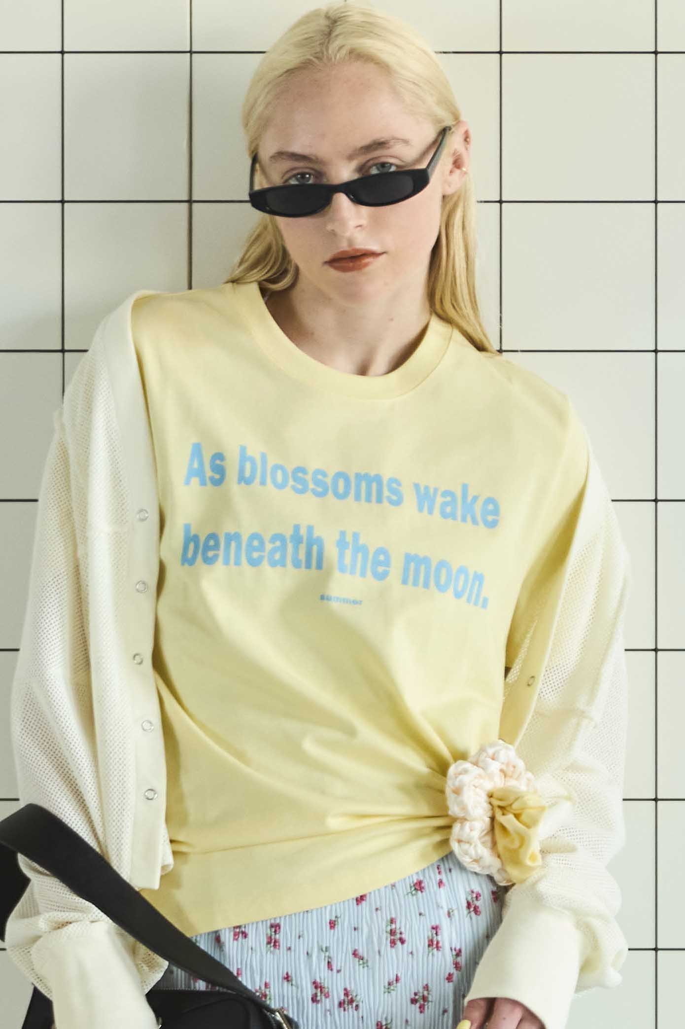 【メゾンスペシャル/MAISON SPECIAL】のTHE MOON T-shirt/THE MOON TEE 人気、トレンドファッション・服の通販 founy(ファニー) ファッション Fashion レディースファッション Fashion for Women トップス・カットソー Cut & Sew Tops シャツ・ブラウス・オフィスカジュアル Elegant Blouses & Button-Ups ロングTシャツ・Tシャツ Longline T-Shirts & Tees カットソー・ベーシックTシャツ Cut-and-Sewn Tops / Stretch Tees & Basics インナー Innerwear ショート Short, Short Length シンプル Simple, Minimal スリーブ Sleeve, Long Sleeve / Short Sleeve 羽織 Haori, Light Jacket ロング Long, Long-Length other-7|ID: prp329100004899112 ipo3291000000036653571