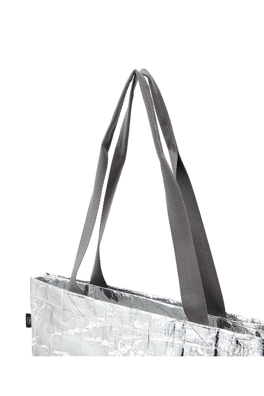 【ル フィル/LE PHIL】の《LE PHIL SPORTS》スーベニアトート 人気、トレンドファッション・服の通販 founy(ファニー) ファッション Fashion レディースファッション Fashion for Women バッグ Bags スポーツウェア Functional & Stylish Sportswear スポーツバッグ・ジム用ポーチ・バックパック Gym Bag / Sports Backpack / Pouch for Training シルバー Silver, Metallic Silver メタリック Metallic, Shiny Finish other-3|ID: prp329100004899361 ipo3291000000036656262