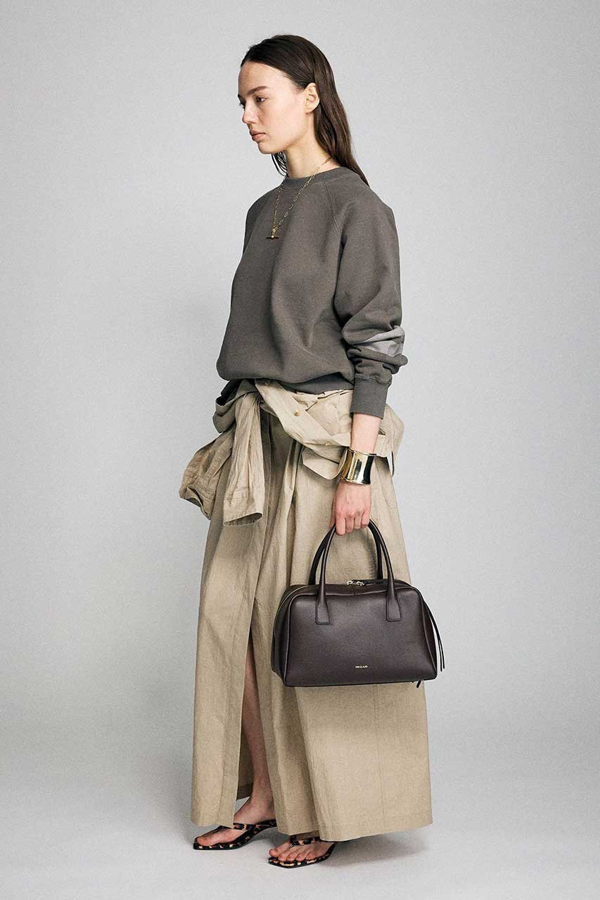 【ブリル/BRILL】のフットボールスウェット 人気、トレンドファッション・服の通販 founy(ファニー) 　ファッション　Fashion　レディースファッション　Fashion for Women　トップス・カットソー　Cut & Sew Tops　シャツ・ブラウス・オフィスカジュアル　Elegant Blouses & Button-Ups　レディースパーカー・カジュアルフーディー　Casual Hoodies & Sweatshirts　ロングTシャツ・Tシャツ　Longline T-Shirts & Tees　スウェット・クルーネックトップス　Sweatshirts & Crewnecks / Relaxed Fit Sweat Tops　カットソー・ベーシックTシャツ　Cut-and-Sewn Tops / Stretch Tees & Basics　スウェット / スエット　Sweatshirt, Sweatwear　スポーティ　Sporty, Casual Athletic　フィット　Fit, Slim Fit　ベーシック　Basic, Essential　ミドル　Middle Length, Mid Height　ヴィンテージ　Vintage Style　other-6|ID: prp329100004899569 ipo3291000000036657882