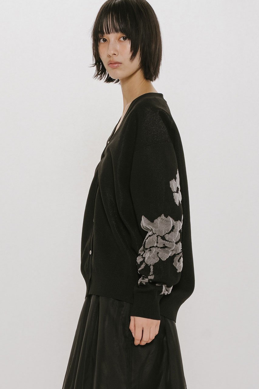 【ミディウミソリッド/MIDIUMISOLID】のflower jacquard C/D カーディガン 人気、トレンドファッション・服の通販 founy(ファニー) 　ファッション　Fashion　レディースファッション　Fashion for Women　トップス・カットソー　Cut & Sew Tops　ニット　Knit Tops & Sweaters　カーディガン・羽織り　Layered Style Cardigans　カーディガン　Cardigan, Knitwear　シアー　Sheer, See-Through　シンプル　Simple, Minimal　ジャカード／ジャガード　Jacquard, Woven Pattern　スリーブ　Sleeve, Long Sleeve / Short Sleeve　フェミニン　Feminine, Girly　フラワー　Flower, Floral　モチーフ　Motif, Design Theme　ロング　Long, Long-Length　エレガント 上品　Elegant　other-7|ID: prp329100004899570 ipo3291000000036657895