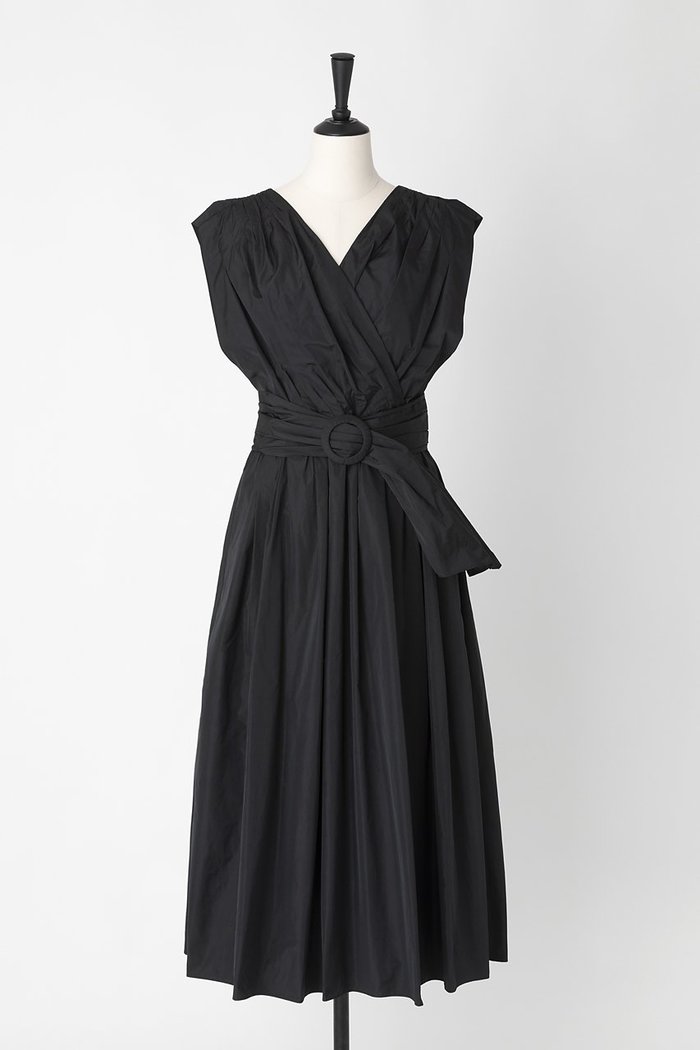 【オーヴィル/EAUVIRE】のタックギャザーベルトドレス インテリア・キッズ・メンズ・レディースファッション・服の通販 founy(ファニー) https://founy.com/ ファッション Fashion レディースファッション Fashion for Women ワンピース Dresses フォーマル・パーティードレス・結婚式用ドレス Elegant & Casual Dresses チュニック Tunic Tops & Dresses ベルト&ウエストマーク Belts & Waist Accessories ギャザー Gathered, Ruffled シルク Silk, 100% Silk タフタ Taffeta, Structured Fabric チュニック Tunic, Long Top ドレス Dress, One-Piece バランス Balance, Style Balance ランダム Random, Irregular ロング Long, Long-Length エレガント 上品 Elegant 定番 Standard, Basic Item |ID: prp329100004900653 ipo3291000000036669774