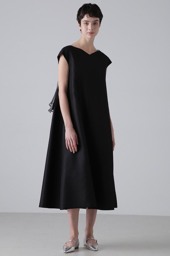 【アドーア/ADORE】のシルクタフタワンピース インテリア・キッズ・メンズ・レディースファッション・服の通販 founy(ファウニー) https://founy.com/ ファッション Fashion レディースファッション Fashion for Women ワンピース Dresses チュニック Tunic Tops & Dresses シルク Silk, 100% Silk タフタ Taffeta, Structured Fabric チュニック Tunic, Long Top フォーマル Formal, Dressy ロング Long, Long-Length |ID: prp329100004900696 ipo3291000000036670054