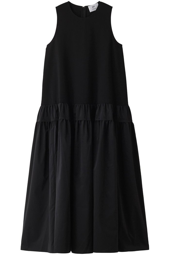 【プルミエ アロンディスモン/1er Arrondissement】のコットンポンチ×タフタワンピース インテリア・キッズ・メンズ・レディースファッション・服の通販 founy(ファウニー) https://founy.com/ ファッション Fashion レディースファッション Fashion for Women ワンピース Dresses チュニック Tunic Tops & Dresses おすすめ Recommended / Our Picks アメリカン American Style シンプル Simple, Minimal スリーブ Sleeve, Long Sleeve / Short Sleeve タフタ Taffeta, Structured Fabric チュニック Tunic, Long Top ドッキング Docking, Mixed Material フレア Flare, Flared ロング Long, Long-Length |ID: prp329100004900826 ipo3291000000036671163