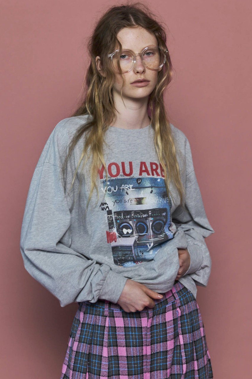 【メゾンスペシャル/MAISON SPECIAL】のLaundry Photo Long Sleeve T-shirt/ランドリーフォトロンTEE 人気、トレンドファッション・服の通販 founy(ファニー) 　ファッション　Fashion　レディースファッション　Fashion for Women　トップス・カットソー　Cut & Sew Tops　シャツ・ブラウス・オフィスカジュアル　Elegant Blouses & Button-Ups　ロングTシャツ・Tシャツ　Longline T-Shirts & Tees　カットソー・ベーシックTシャツ　Cut-and-Sewn Tops / Stretch Tees & Basics　インナー　Innerwear　カーゴパンツ　Cargo Pants, Utility Pants　グラフィック　Graphic, Graphic Design　スリーブ　Sleeve, Long Sleeve / Short Sleeve　デニム　Denim, Jeans Material　ピーチ　Peach, Soft Touch　フロント　Front, Front Design　プリント　Print, Printed Pattern　ロング　Long, Long-Length　A/W・秋冬　Autumn/Winter　other-7|ID: prp329100004901129 ipo3291000000036674341